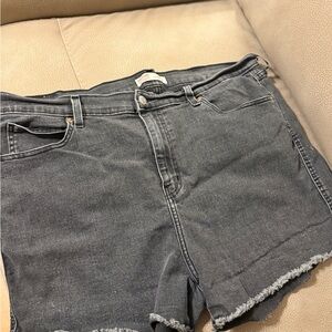 Signature by Levi Strauss Black High-Rise Denim Cutoff Shorts